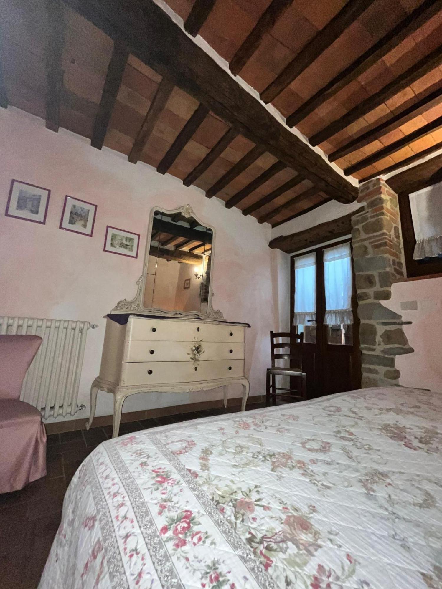 Agriturismo D'Ambiano อาเรซโซ ภายนอก รูปภาพ